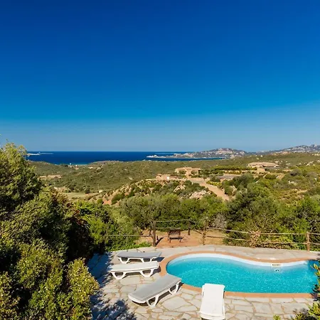 Tipica Casa Sarda Con Piscina Privata E Vista Mare Arzachena