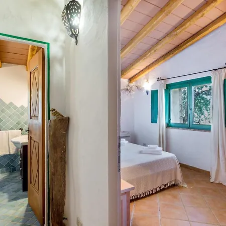 Tipica Casa Sarda Con Piscina Privata E Vista Mare