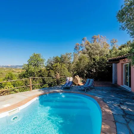 Tipica Casa Sarda Con Piscina Privata E Vista Mare
