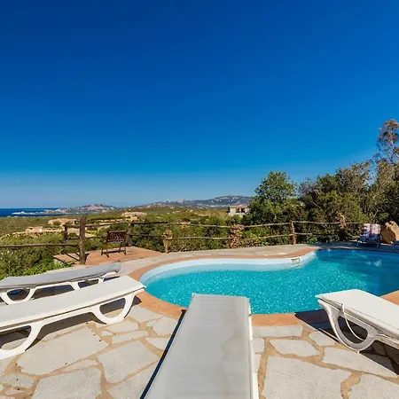 Tipica Casa Sarda Con Piscina Privata E Vista Mare بيت للعطل *